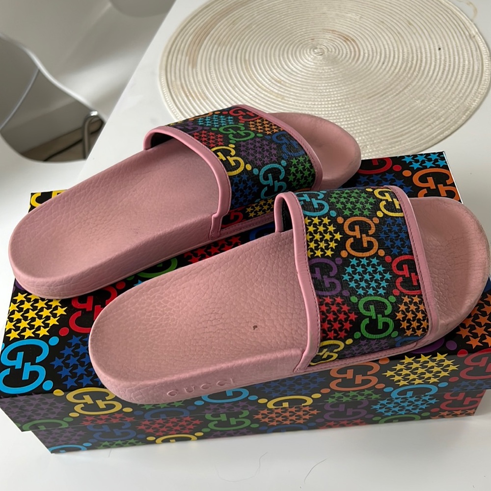 Gucci slides authentic with original box